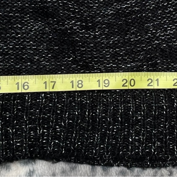 Again black gray shimmer long sleeve long knit sweater size large - Picture 15 of 15